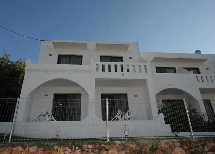 Golden View 4* لينثوس