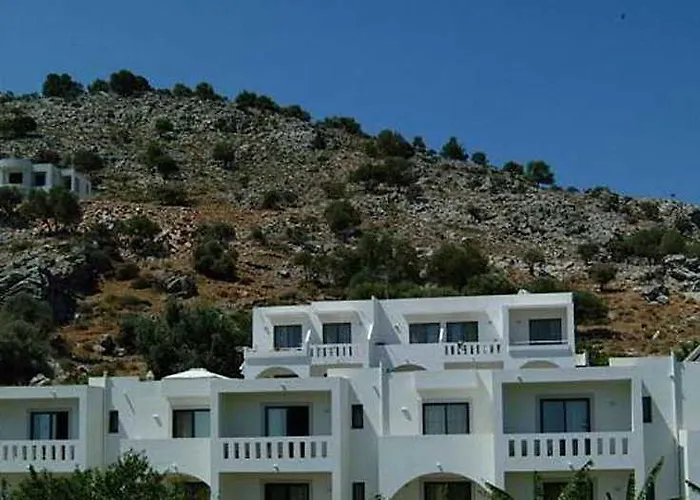 Golden View 4* لينثوس