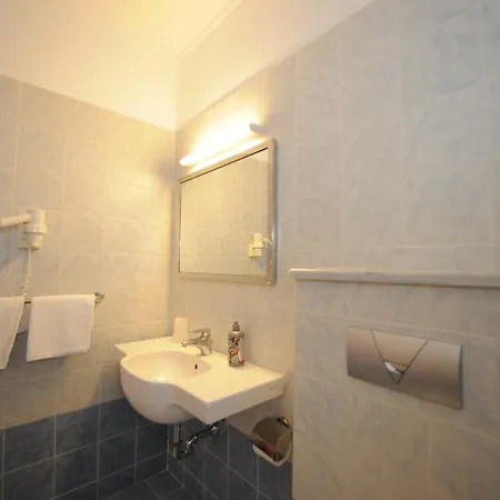 Hotel de apartamente Golden View 4*