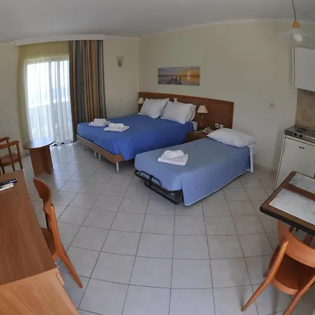 Apart-hotel Golden View