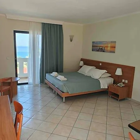 Golden View Aparthotel