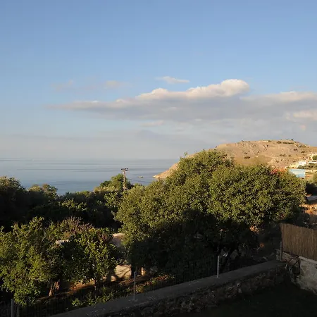 Golden View Aparthotel