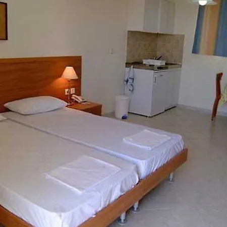 Golden View Aparthotel 2*