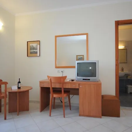 Golden View Aparthotel