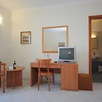 Hotel apartamentowy Golden View 4*
